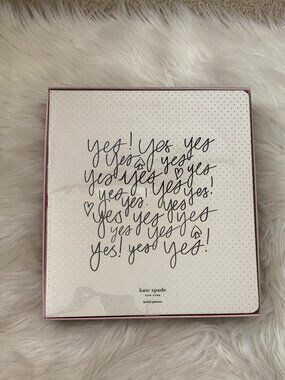 KATE SPADE Yes Wedding Bridal Planner Binder